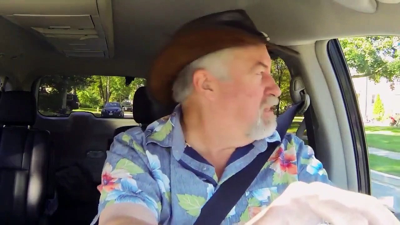 Storage Wars Northern Treasures Se1 Ep12 Big Cow Trouble in HD