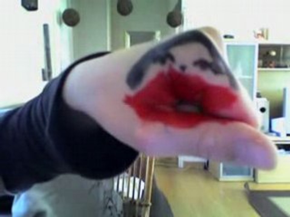 Gros tata entre en scène