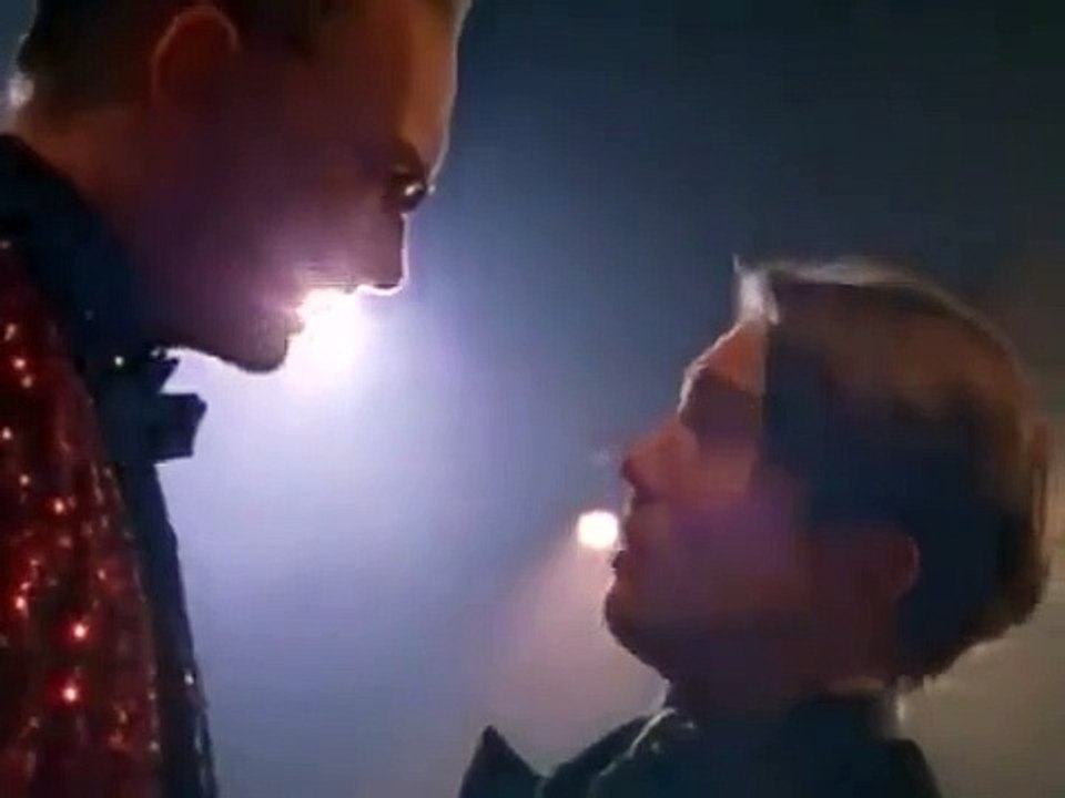 Relic Hunter - Se1 - Ep22 - Memories of Montmartre HD Watch HD Deutsch