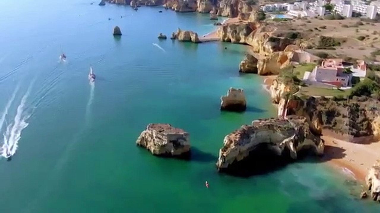 Beach Around the World - Se1 - Ep08 - From Mountains to Coast HD Watch HD Deutsch