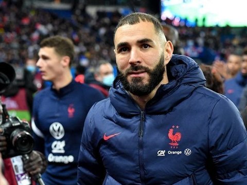 Sur les réseaux sociaux, Karim Benzema vient de déclarer la guerre à Hugo Lloris et Antoine Griezmann : son action irrémédiable !