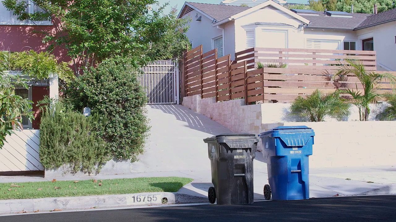 Ask the StoryBots - Se3 - Ep04 - Why Do We Have to Recycle HD Watch HD Deutsch