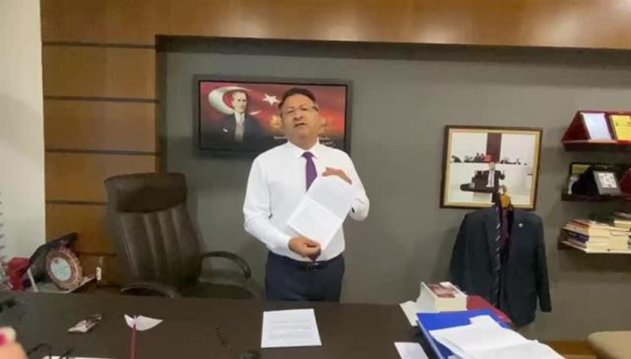 Bakan Koca: "İzmir'de Belli Yerlerdeki Derinleşen Yoksulluk, İşsizlik ve Okulsuzlaşma Madde Bağımlılığına Eğilimi Artırıyor.