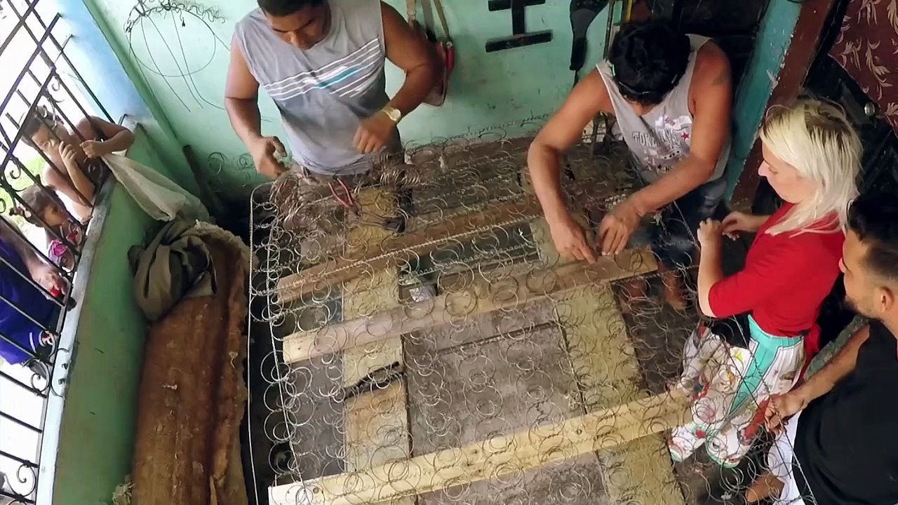 Last Woman on Earth with Sara Pascoe - Se1 - Ep01 - Cuba HD Watch HD Deutsch