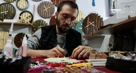 İzlediği haberden etkilenerek başladığı el sanatının ustası oldu