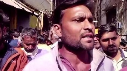 कटनी: खाद की किल्लत नहीं हो रही दूर, महँगे दामों में मिल रही किसानों को खाद