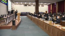 [부산] 설계수명 다가온 고리원전 2호기 수명 연장 찬반 토론 / YTN