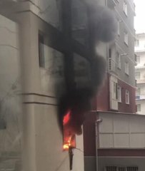 Ankara'da 6 katlı binada çıkan yangın, 1 saatte söndürüldü