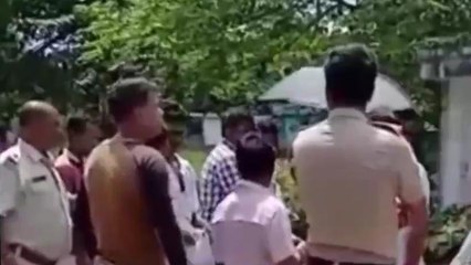 হুগলি: তৃণমূলের যোগ দিতে অস্বীকার, দুধের শিশুকে আছাড়