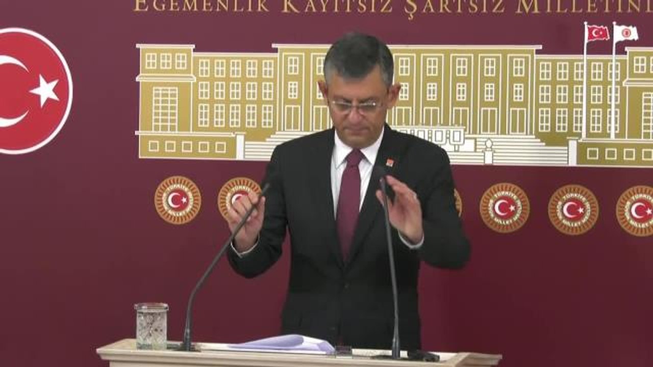 Özgür Özel, Süleyman Soylu'ya Sordu: "Bakan Yardımcın İsmail Çataklı'nın Kardeşi Fetö Firarisi Mi, Değil mi Kardeşim?"