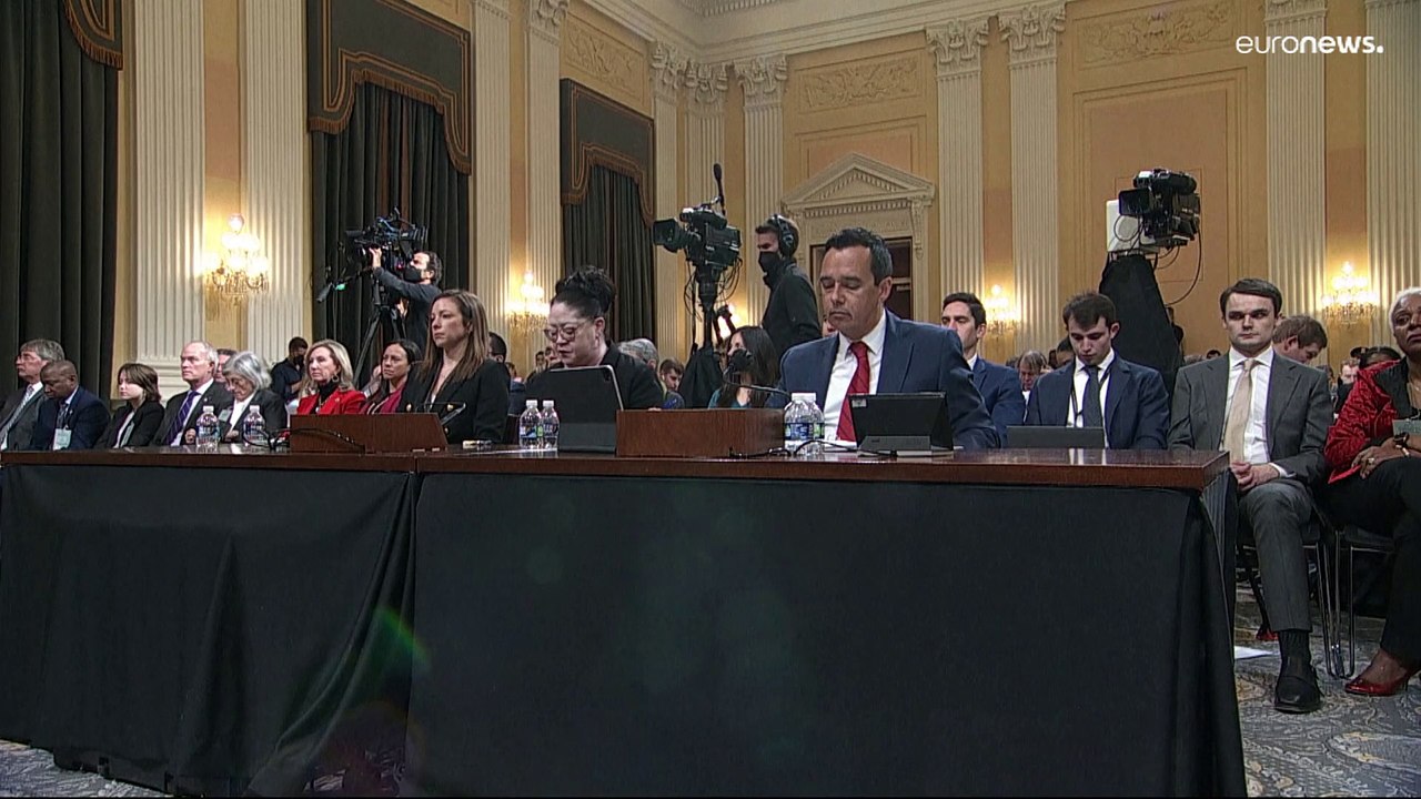 Ist Trump für den Sturm aufs Kapitol mit 5 Toten verantwortlich?