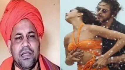 कुशीनगर: पठान फिल्म को लेकर छिड़ा विवाद, धार्मिक आस्था से जोड़कर देख रहे लोग