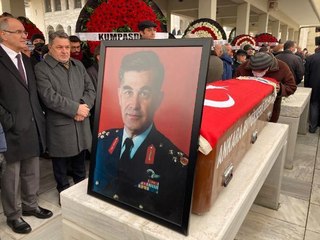 28 Şubat hükümlüsü Vural Avar, toprağa verildi