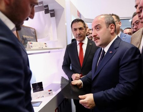 Bakan Varank, Teknik Tekstil Merkezi'nin açılışına katıldı