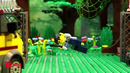 LEGO City Robbery _ Don't Stay Home Alone During Christmas