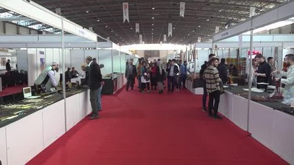 Adana'da "Tesbih ve Doğal Taşlar Fuarı" açıldı