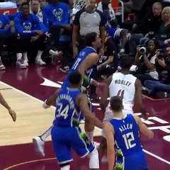 NBA season 2022-23 | Robin Lopez mic'd up vs his brother Brook was pure comedy