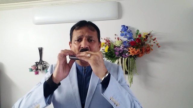 Aaj Madhosh huaa jaaye re-Film Sharmeelee 1971-Vintage Classic Song on Harmonica Live Performance by Mukund Kamdar