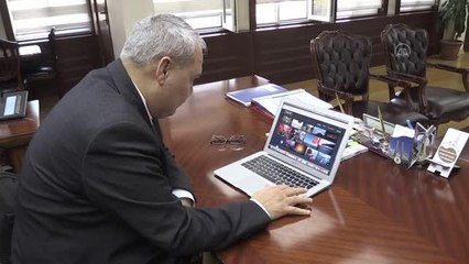 Muş Valisi Gündüzöz, AA'nın "Yılın Fotoğrafları" oylamasına katıldı
