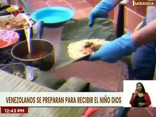 Familias venezolanas se preparan para la llegada la del niño Jesús con intercambios de regalos