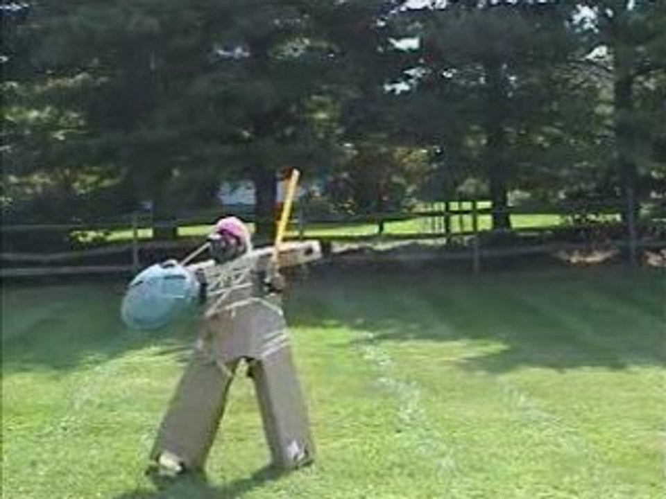 Comedy - jackass ninja vs paintball