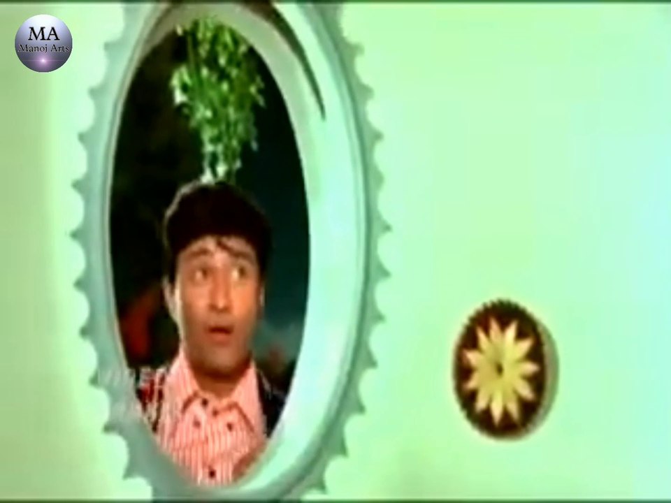 Pal bhar ke liye koi hame pyar kar le
