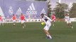 Real Madrid - Benzema à l'entraînement avec ses coéquipiers