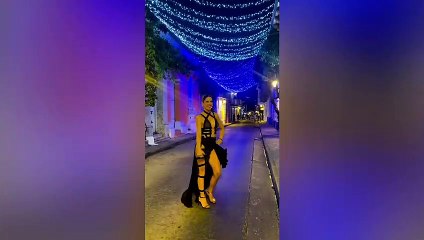 Mara Pa Copello en Instagram deslumbra con escotado vestido en evento de Colombia