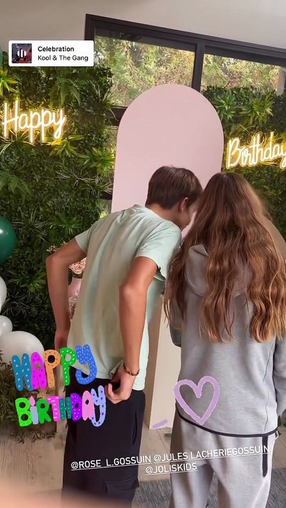 Élodie Gossuin prépare l'anniversaire de ses jumeaux.