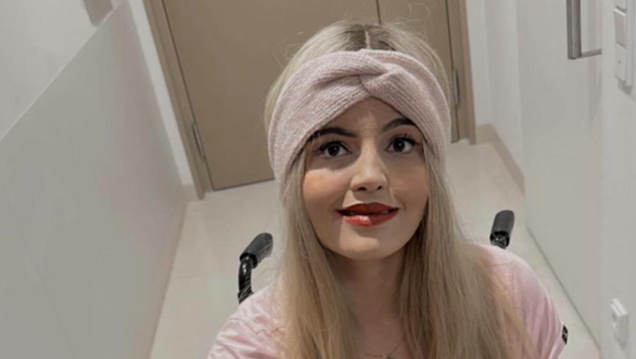 Coupleontour-ina: erstes bild auf ihrem eigenen channel nach schlaganfall