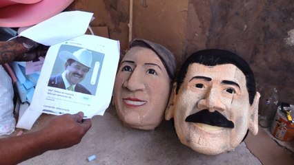 Figuras de políticos, favoritas para la quema de los "años viejos" en Honduras