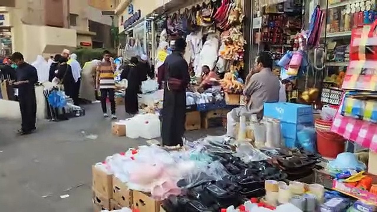 Makka Masjid Al Haram live جولة في شارع أجياد السد من ساحة المسجد الحرام _ قروبات المعتمرين تصل مكة المكرمة