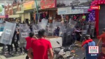 Vendedoras ambulantes agreden a policías con piedras y verduras en Chiapas