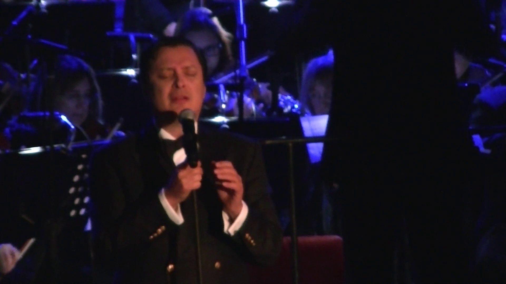 ⁣Аве Мария, пее Васил Петров