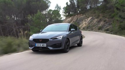 The new CUPRA León eTSI 150 CV DSG