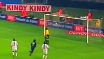 Goalkeepers DESTROYED By Ronaldinho