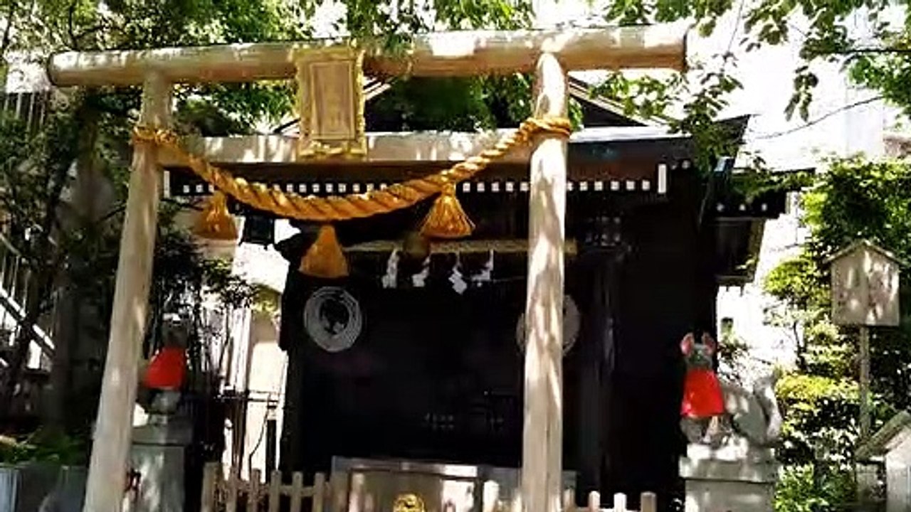 Visite des sanctuaires de Tokyo, Sanja mairi près de la gare, gare de Suitengumae