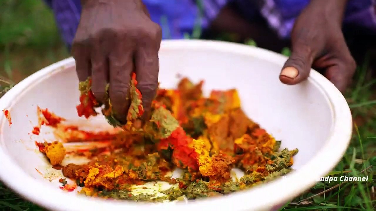 DELICIOUS BIG LEG SPICY GRAVY | Village Traditional Tasty Food | Village Grandpa Cooking Show