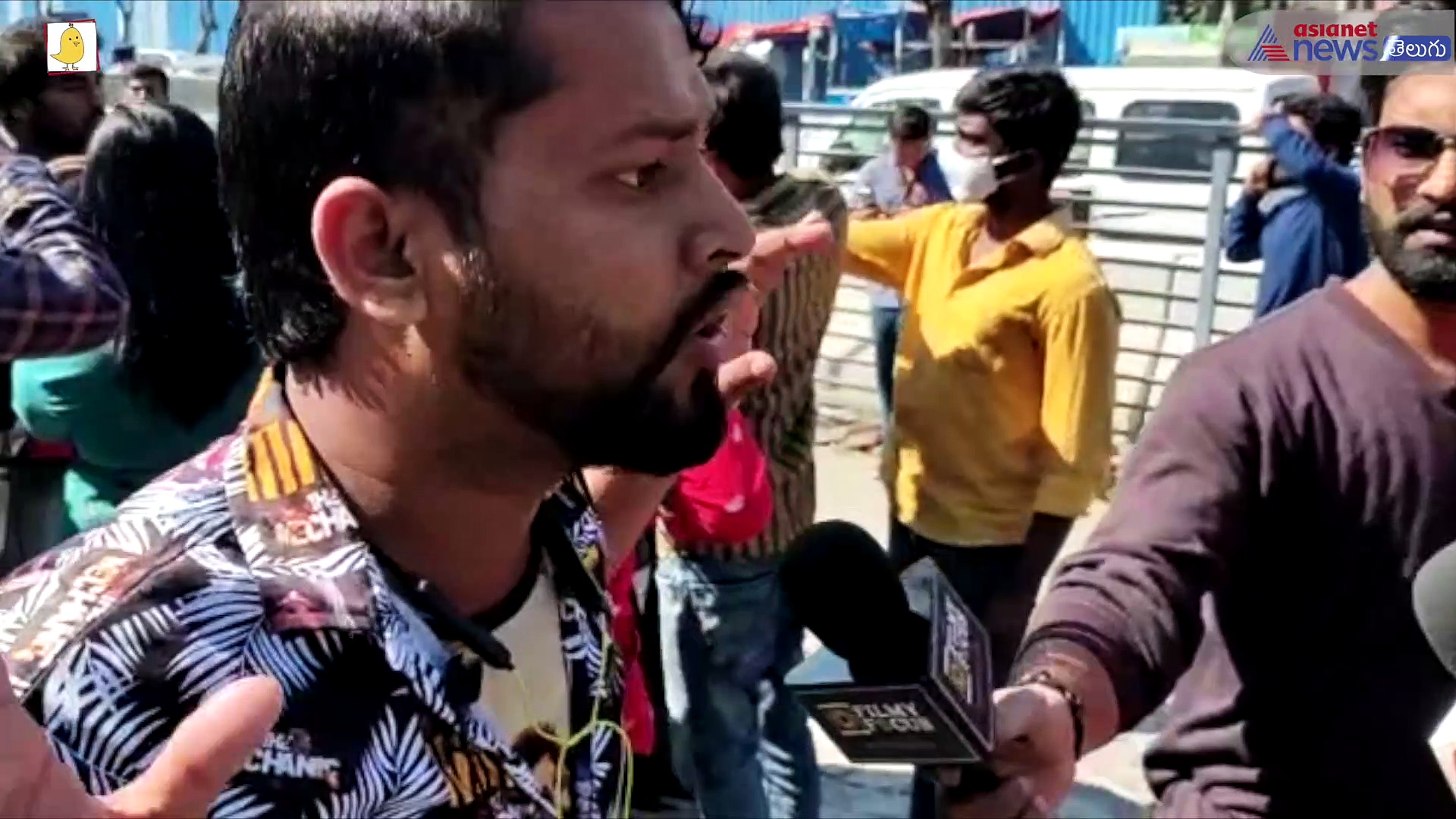 అబోవ్ యావరేజ్ మూవీ...రవితేజ ఫాన్స్ కోసమే...కామెడీ బాగుంది...