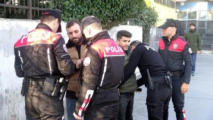 AVCILAR'DA OKUL ÖNLERİNDE DENETİM