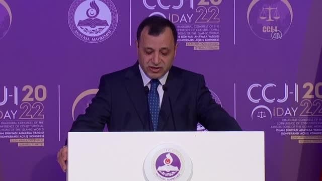 AYM Başkanı Arslan: Zengin bir müktesebatı olan medeniyetimizin adalet, eşitlik ve hürriyet gibi değerlerinin hayata geçirilmesi dünyada yaşanan...