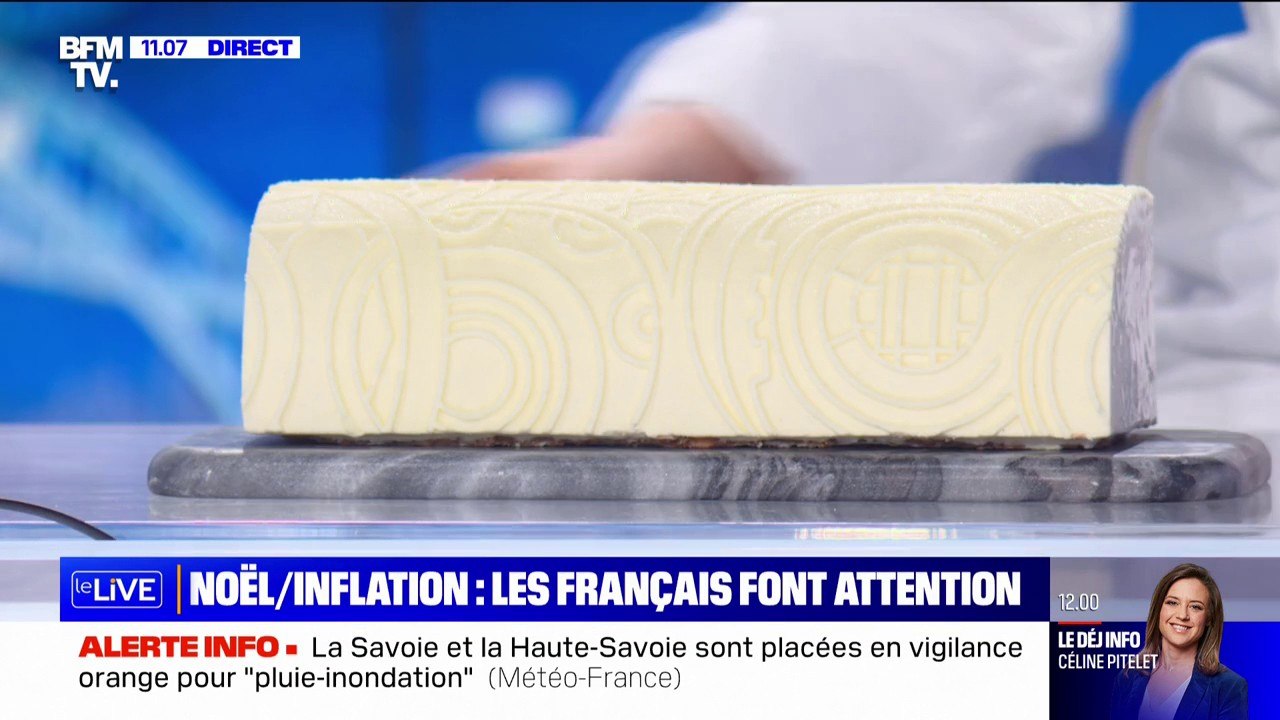 Louise Riot, cheffe pâtissière de Molitor, présente sa bûche de Noël