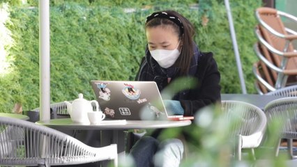 Pekín recobra vitalidad pese a que continúa la presión hospitalaria por covid