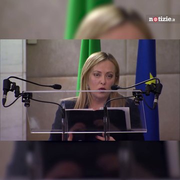 Meloni: Chiedo a tutti gli italiani di spegnere per un'ora la luce per capire gli ucraini