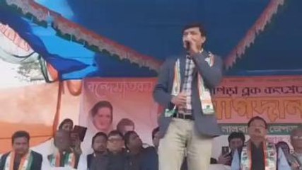 উঃদিনাজপুরঃ তৃণমূল মানেই চোর! কংগ্রেস নেতার বক্তব্যের পাল্টা দিল তৃণমূলও, দেখুন