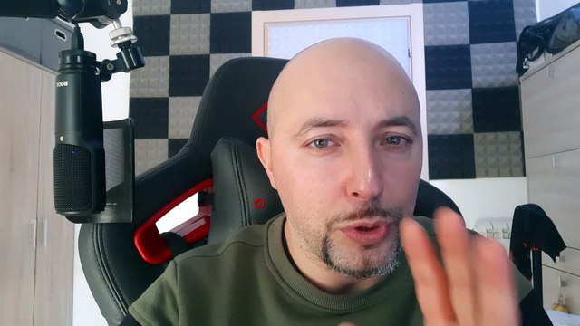 GF Vip, Luca Salatino nella bufera delle polemiche dopo il suo gesto sconsiderato