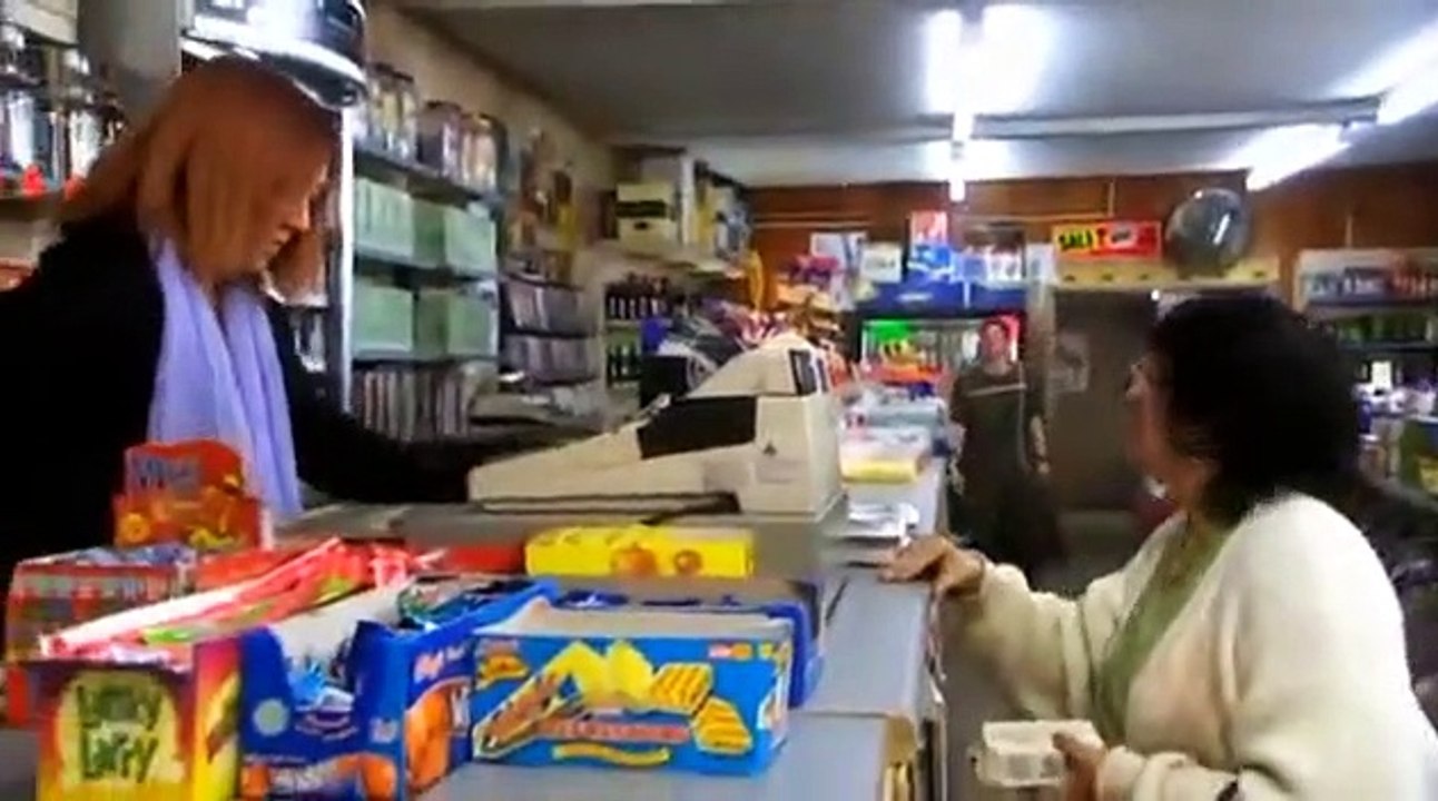 Shameless (UK) - Se2 - Ep09 - Sister, Sister HD Watch HD Deutsch