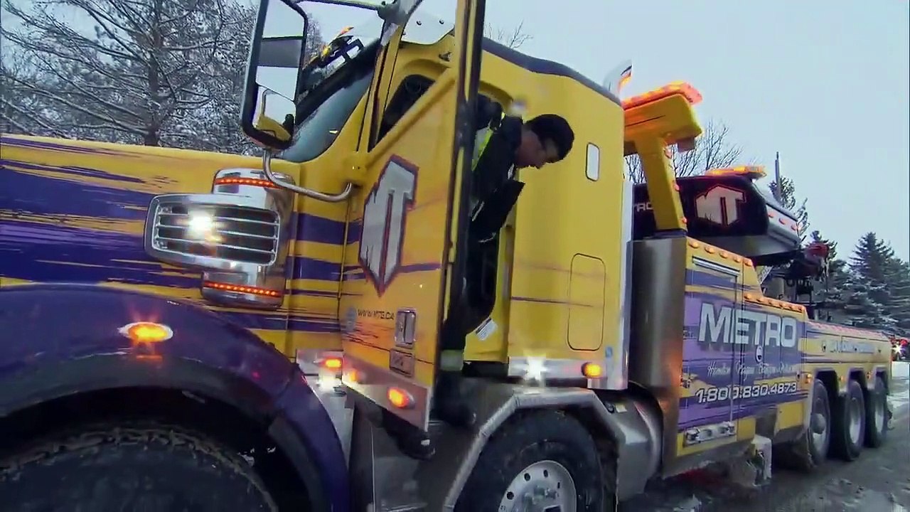 Heavy Rescue - 401 - Se4 - Ep08 - Holy Mackerel, What A Mess HD Watch HD Deutsch