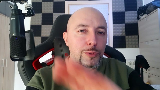 Giaele de Donà, naso all'insù per il messaggio aereo, la sorpresa più bella di questo Gf Vip