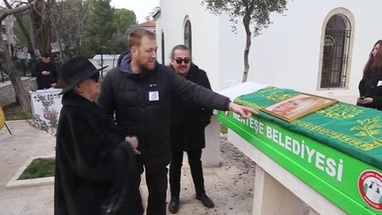 Oyuncu ve yazar Pakize Suda'nın cenazesi toprağa verildi